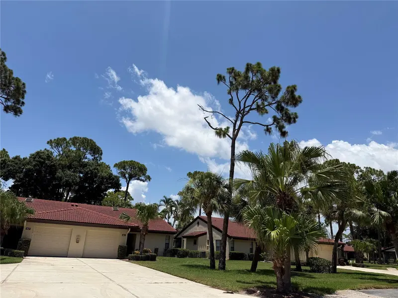 3637 YELLOW PINE CT #146, Sarasota, FL 34238