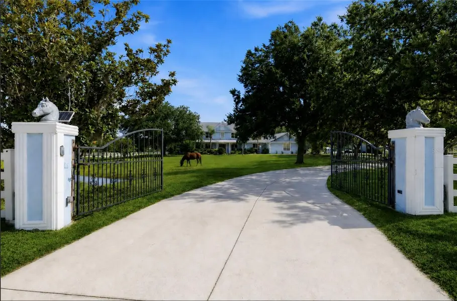 20207 77TH AVE E, Bradenton, FL 34202