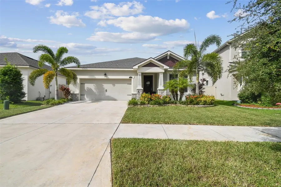 11514 CEDAR VALLEY DR, Riverview, FL 33569