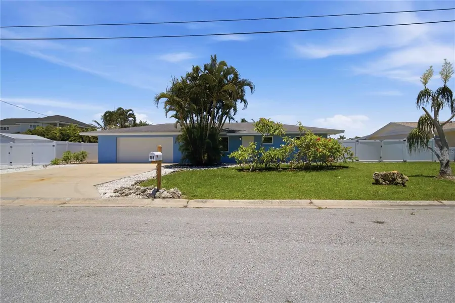 908 24TH AVE W, Palmetto, FL 34221