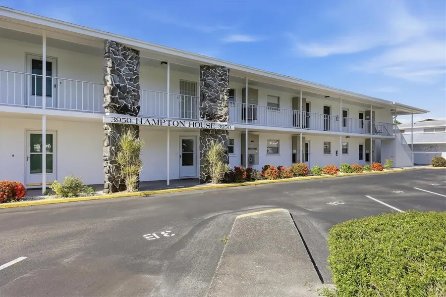 3950 ROXANE BLVD #4A, Sarasota, FL 34235