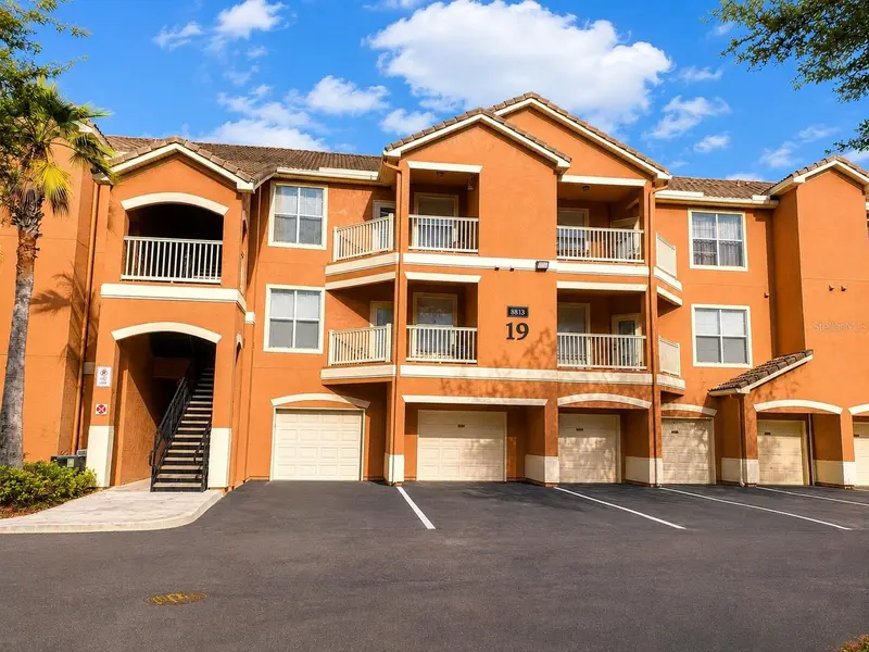 8813 VILLA VIEW CIR #204, Orlando, FL 32821