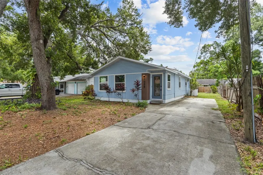 1008 37TH ST W, Bradenton, FL 34205