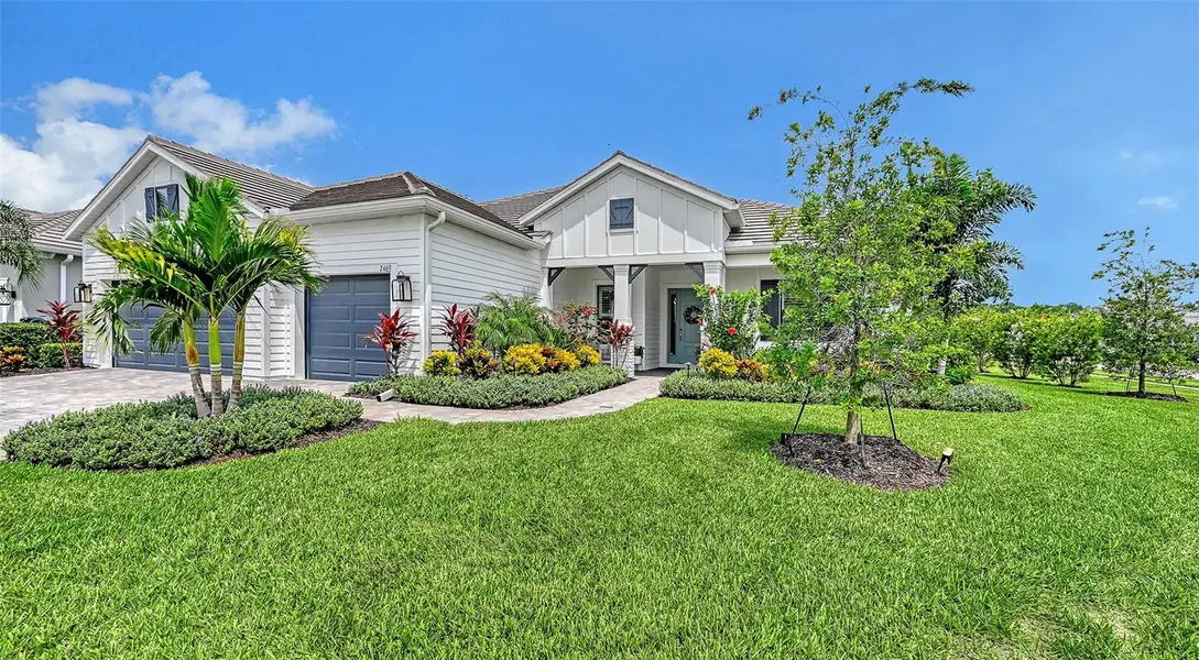 2469 PARADISE PLUM DR, Sarasota, FL 34240