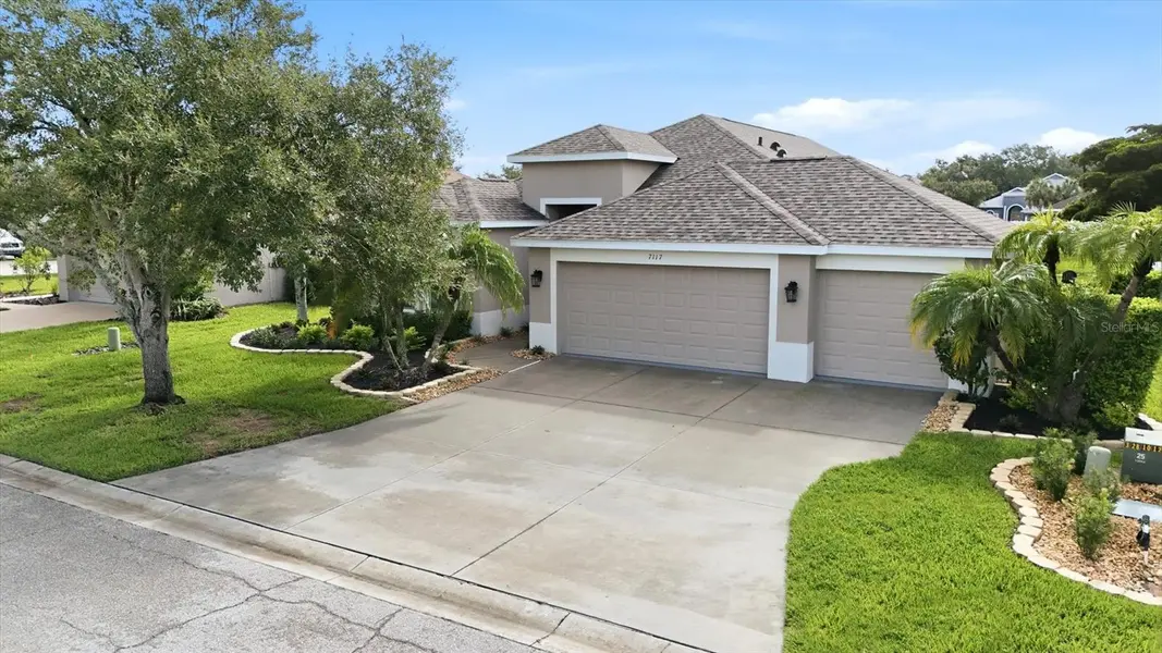 7117 50TH AVENUE CIR E, Palmetto, FL 34221