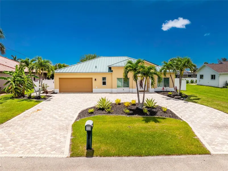 3310 SW 26TH AVE, Cape Coral, FL 33914