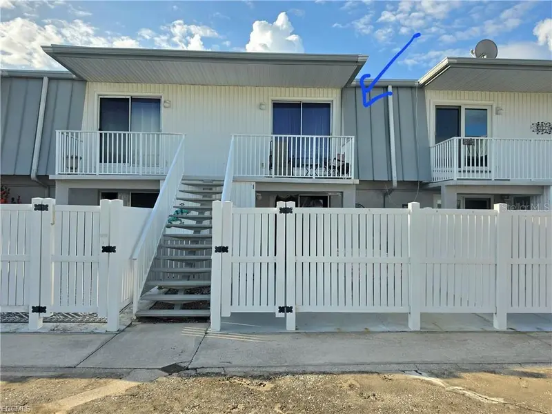 6777 WINKLER RD #134, Fort Myers, FL 33919