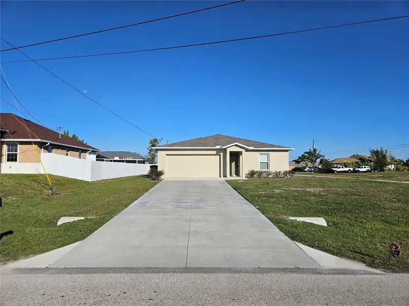 901 NW 15TH PL, Cape Coral, FL 33993