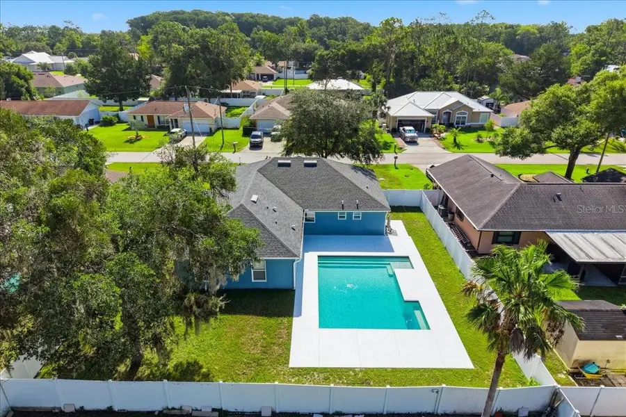 41 ZEPHYR LILY TRL, Palm Coast, FL 32164
