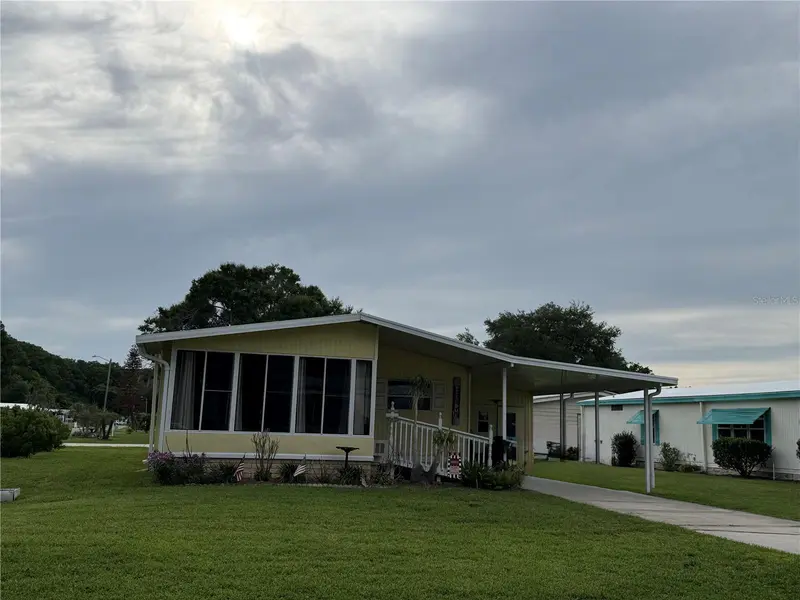 101 CYPRESS RD, Wildwood, FL 34785
