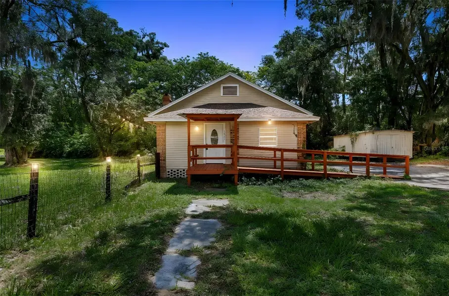 1921 NE 8TH RD, Ocala, FL 34470
