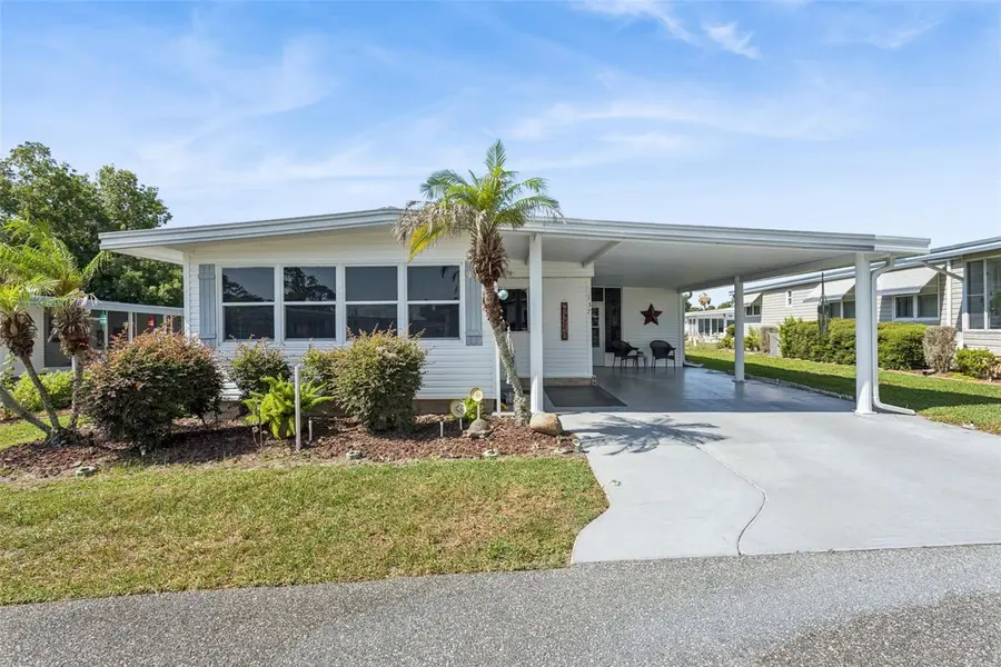 137 JACARANDA DR, Leesburg, FL 34748