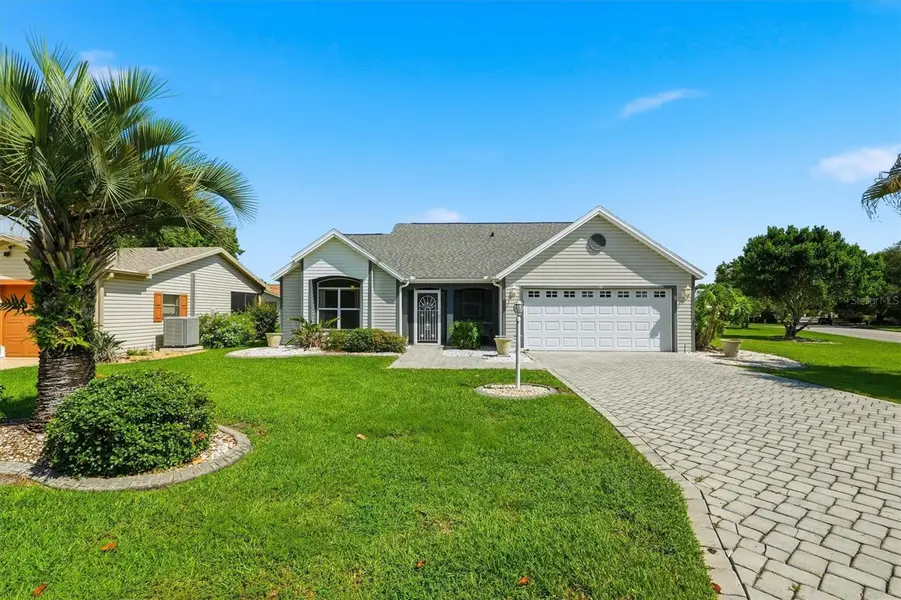 1260 GRANADA CT, Lady Lake, FL 32159