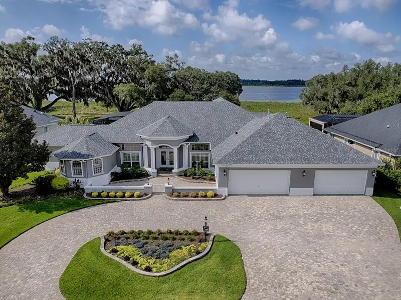 1792 LAKE MIONA DR, The Villages, FL 32162