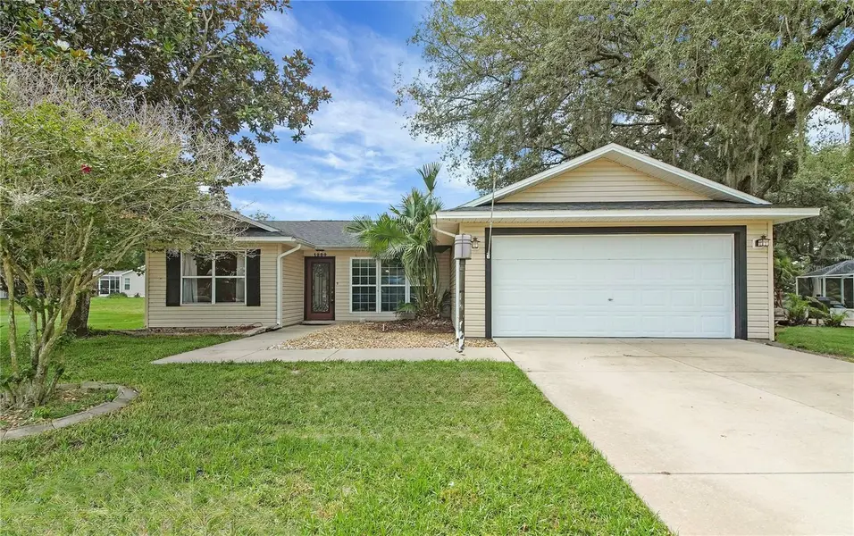 1204 OAK HAMMOCK LN, Lady Lake, FL 32159