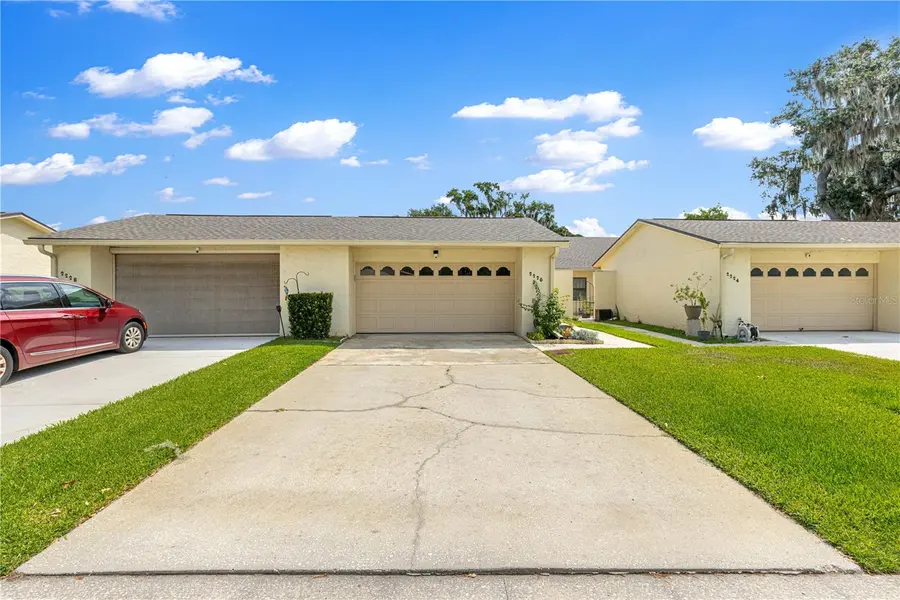 2226 CYPRESS COVE DR #2226, Tavares, FL 32778
