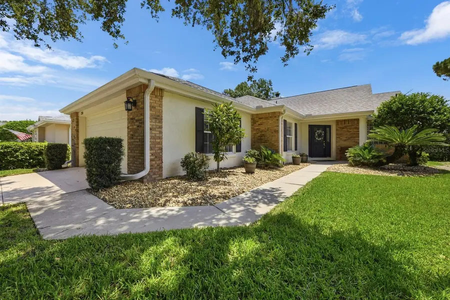 1750 STAFFORD SPRINGS BLVD, Mount Dora, FL 32757