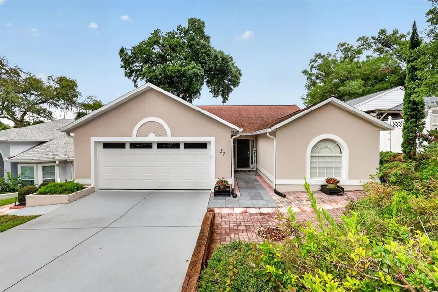 57 TOWNHILL DR, Eustis, FL 32726