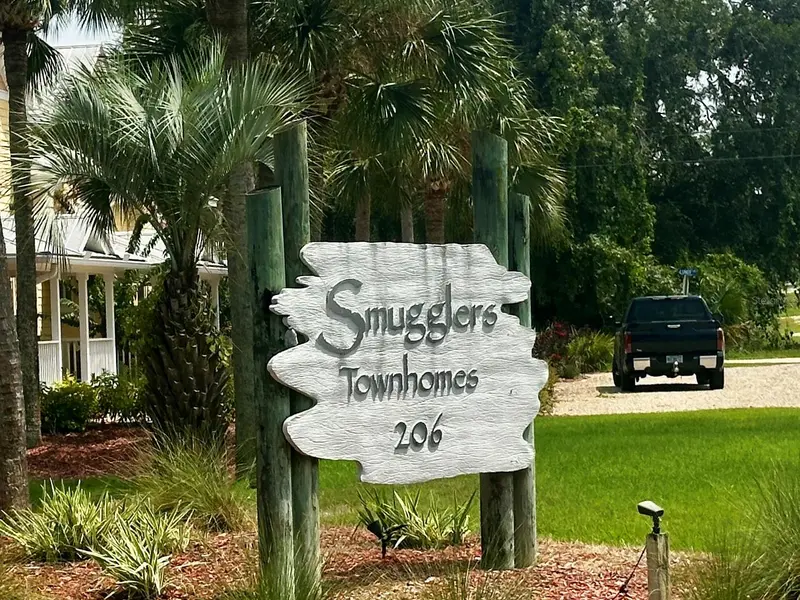 206 SE TENTH ST #9, Steinhatchee, FL 32359