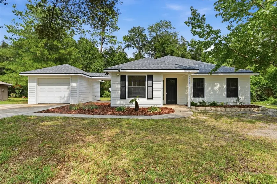 5813 SE 230TH TER, Hawthorne, FL 32640