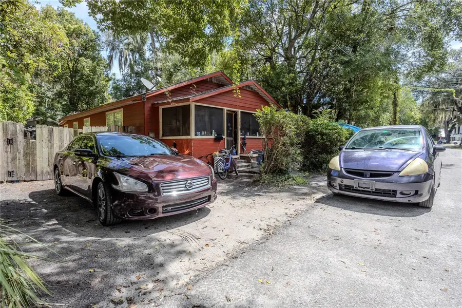 908 NW 4TH PL, Gainesville, FL 32601