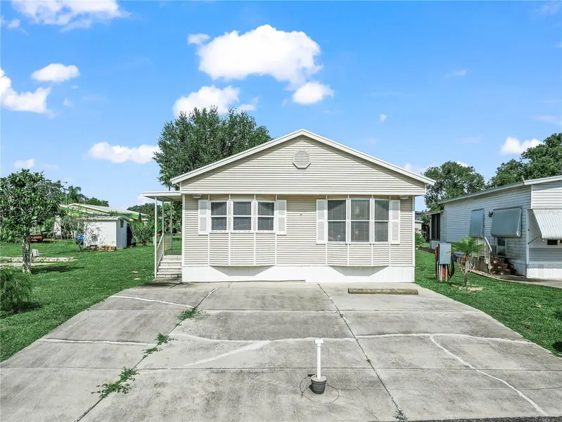 108 SILVERSIDES ST, Lake Wales, FL 33898