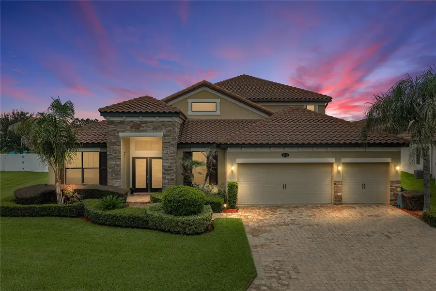 1894 VIA LAGO DR, Lakeland, FL 33810