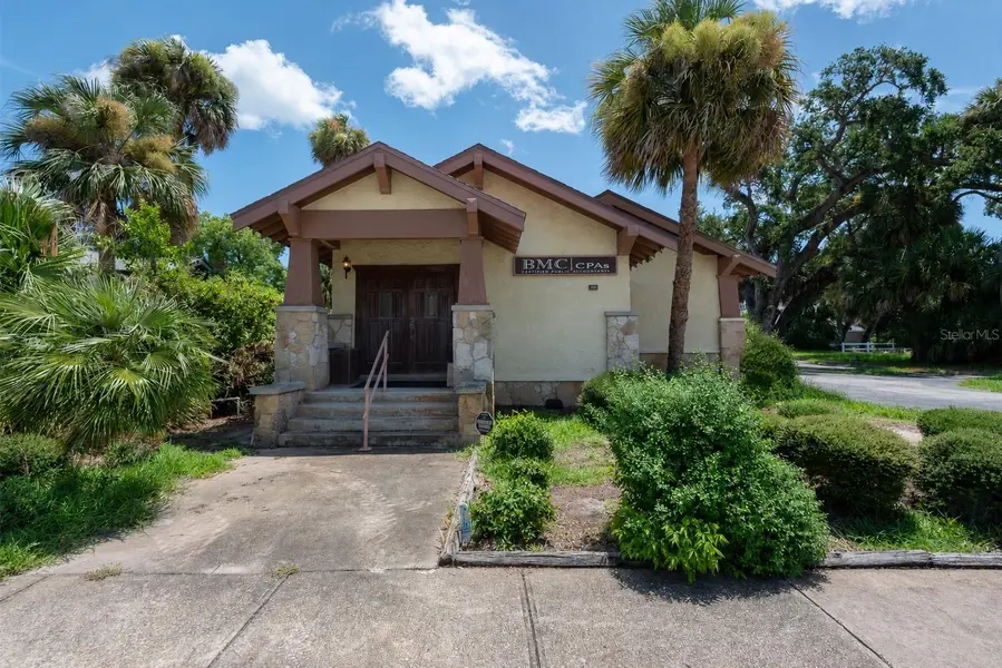 205 MAGNOLIA ST, New Smyrna Beach, FL 32168
