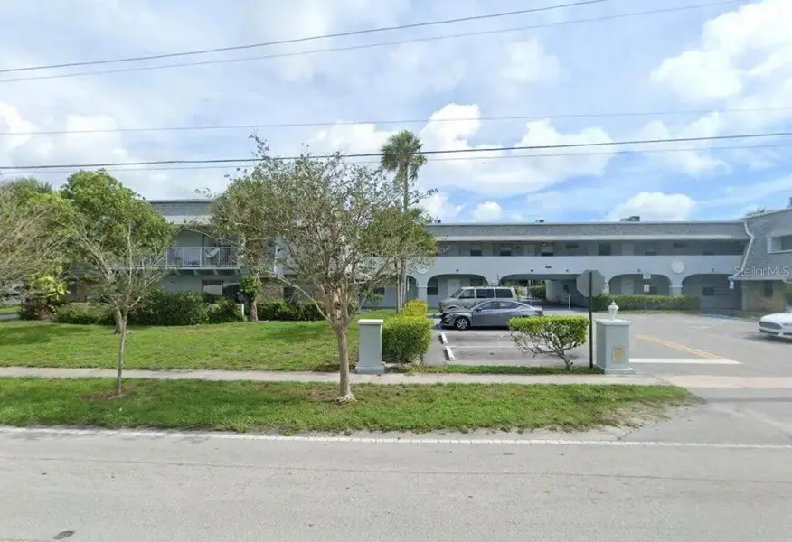 4251 NW 5TH ST #121, Fort Lauderdale, FL 33317