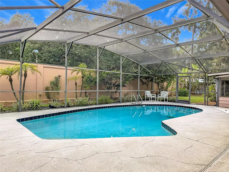 5020 THE OAKS CIR, Orlando, FL 32809
