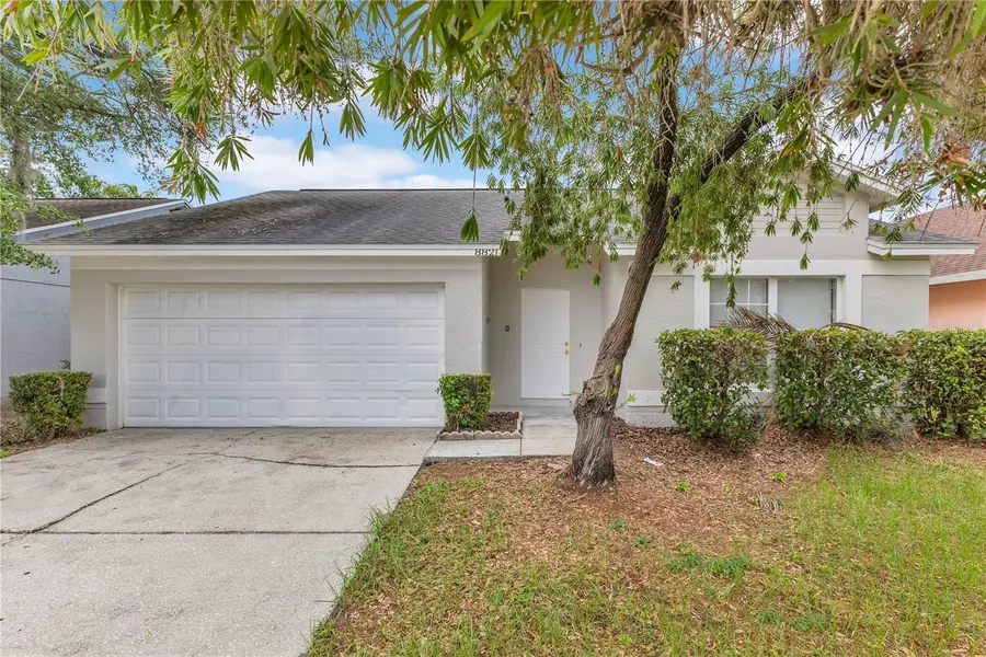 8821 PARLIAMENT CT, Kissimmee, FL 34747