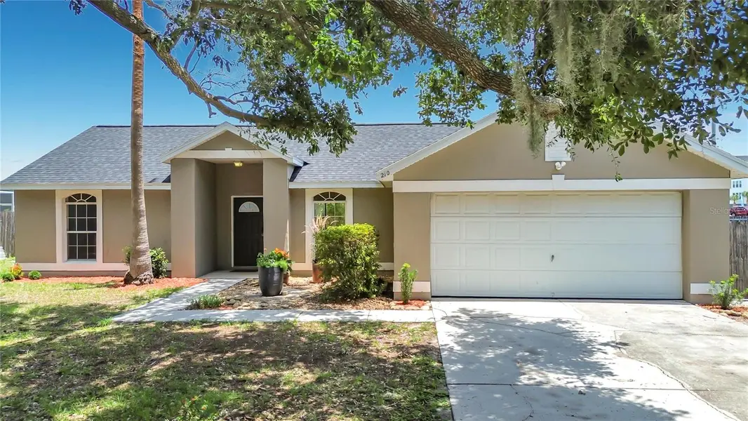 210 ROBBINS REST CIR, Davenport, FL 33896