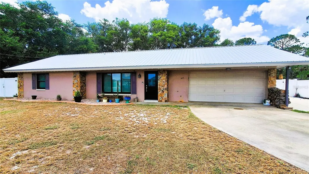 40 SE CHINICA DR, Summerfield, FL 34491