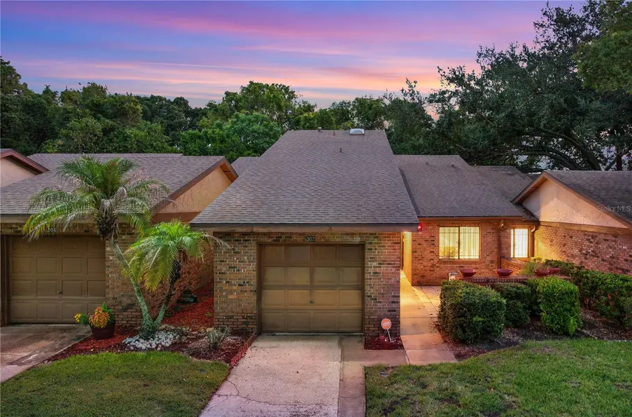 302 SAND TRAP CV #302, Longwood, FL 32779