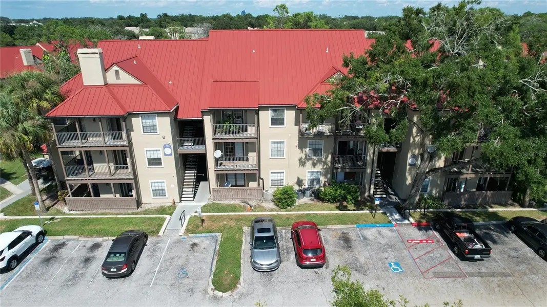 246 AFTON SQ #105, Altamonte Springs, FL 32714