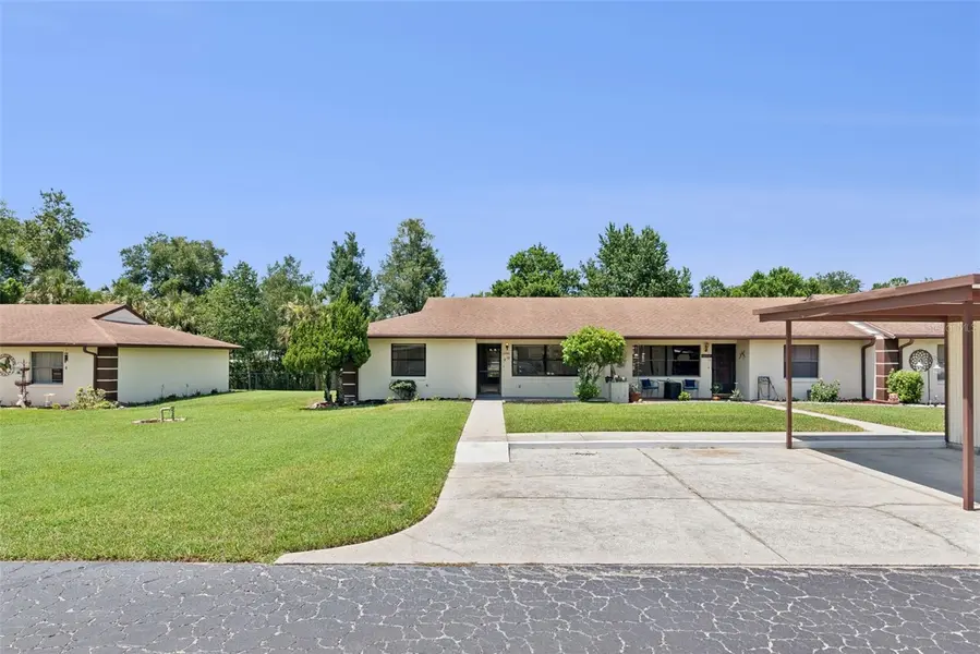 12441 ORANGEWOOD CIR, Tavares, FL 32778