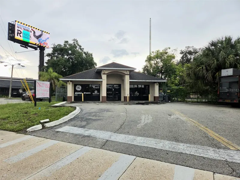 6420 N ORANGE BLOSSOM TRL, Orlando, FL 32810