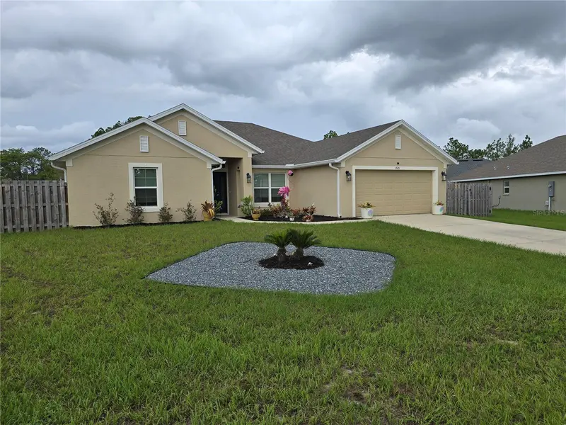 825 W HALLAM DR, Citrus Springs, FL 34434