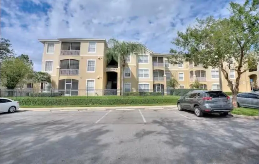 8103 COCONUT PALM WAY #302, Kissimmee, FL 34747