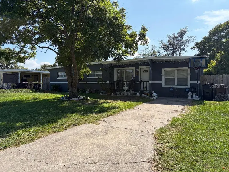 908 S SOLANDRA DR, Orlando, FL 32807