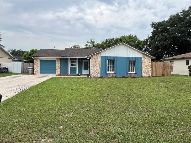 6 E THRUSH ST, Apopka, FL 32712