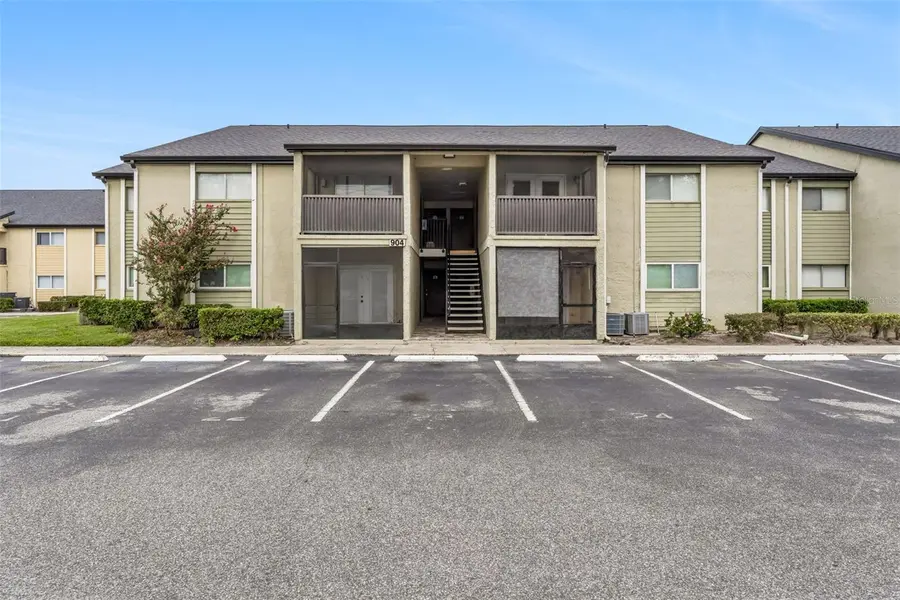 904 LAKE DESTINY RD #H, Altamonte Springs, FL 32714