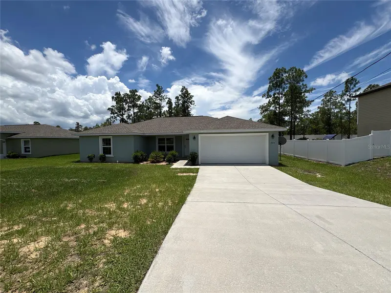 2810 W PINTADO DR, Dunnellon, FL 34433