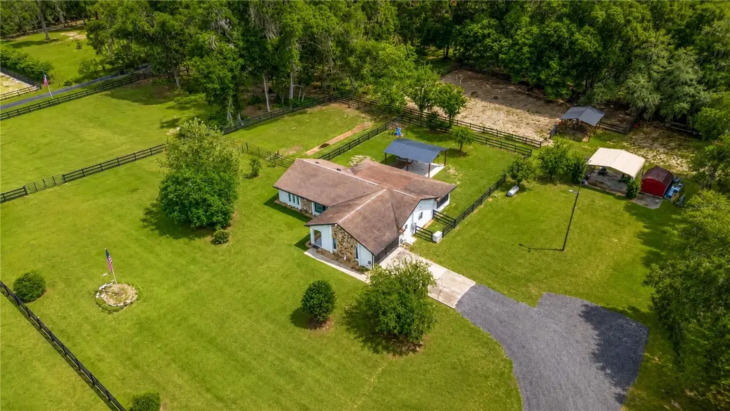 2735 NE 127TH PL, Anthony, FL 32617