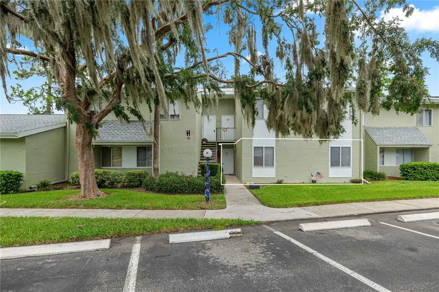 568 FAIRWAYS CIR #A, Ocala, FL 34472