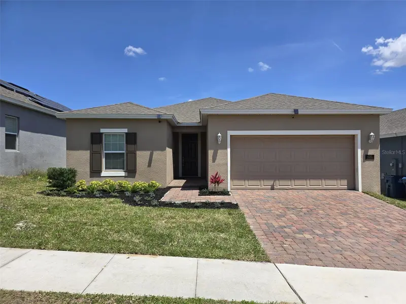 625 DISA DR, Davenport, FL 33837