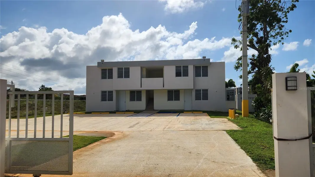 SR 2 SABANA AGUILA ST. #B-1, Barceloneta, PR 00617
