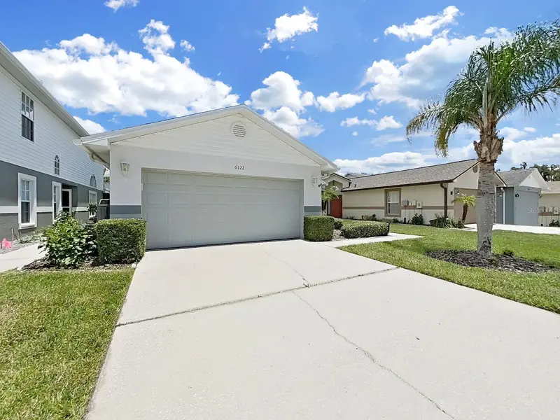 6122 GENTLE BEN CIR, Wesley Chapel, FL 33544