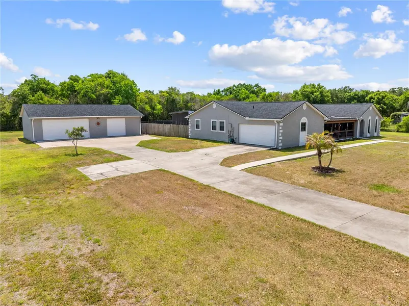 233 EASTERN AVE, St Cloud, FL 34769