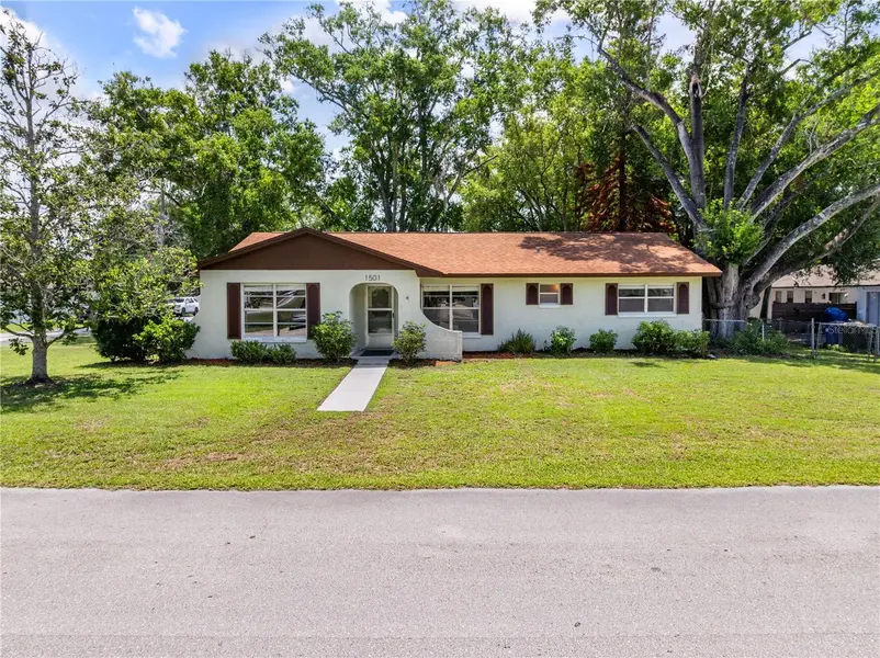 1501 VIRGINIA AVE, St Cloud, FL 34769